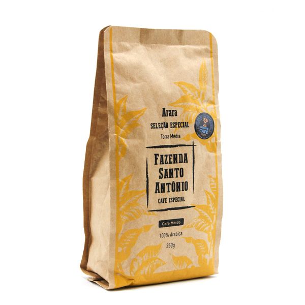 Café Moído Arara Fazenda Santo Antônio 250g
